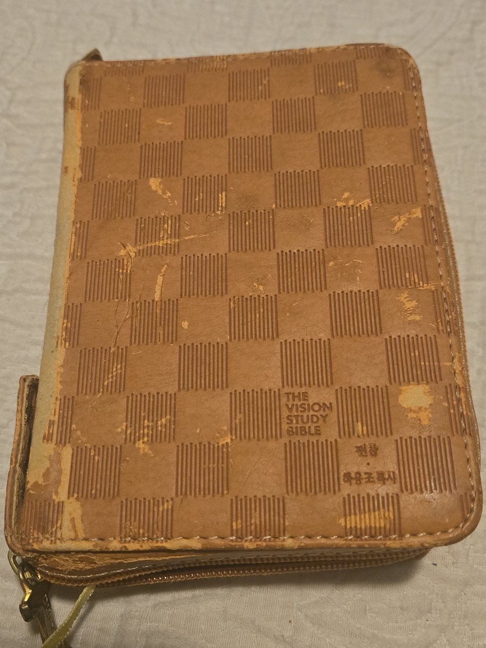 Vintage Duranno Vision Korean Study Bible Zip Wallet - Tan Checkerboard - Picture 1 of 10